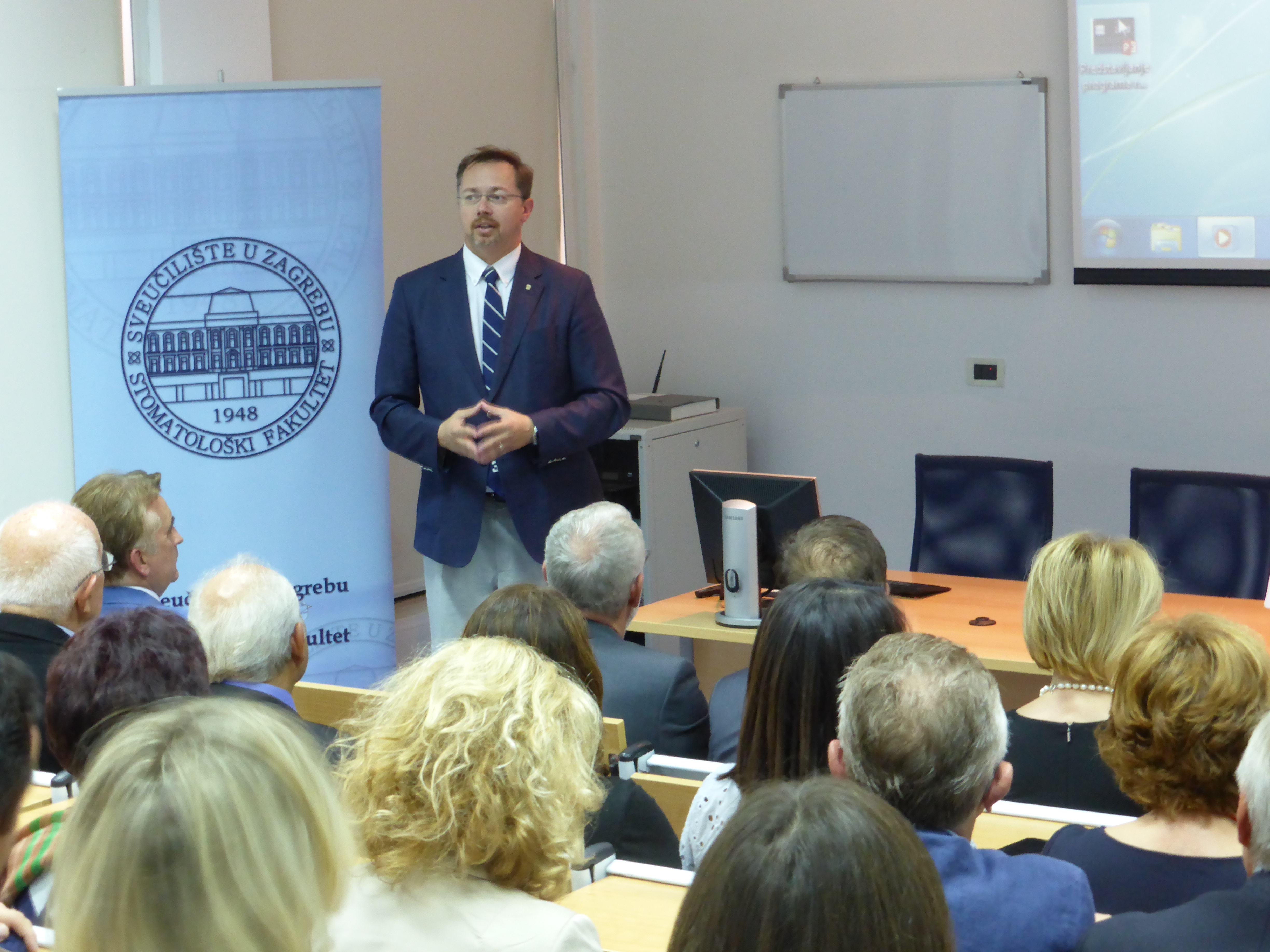 Slika /Vijesti/2015/Oralni karcinom- predavanje.JPG